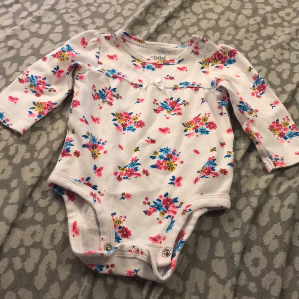 Cute baby girls onsie